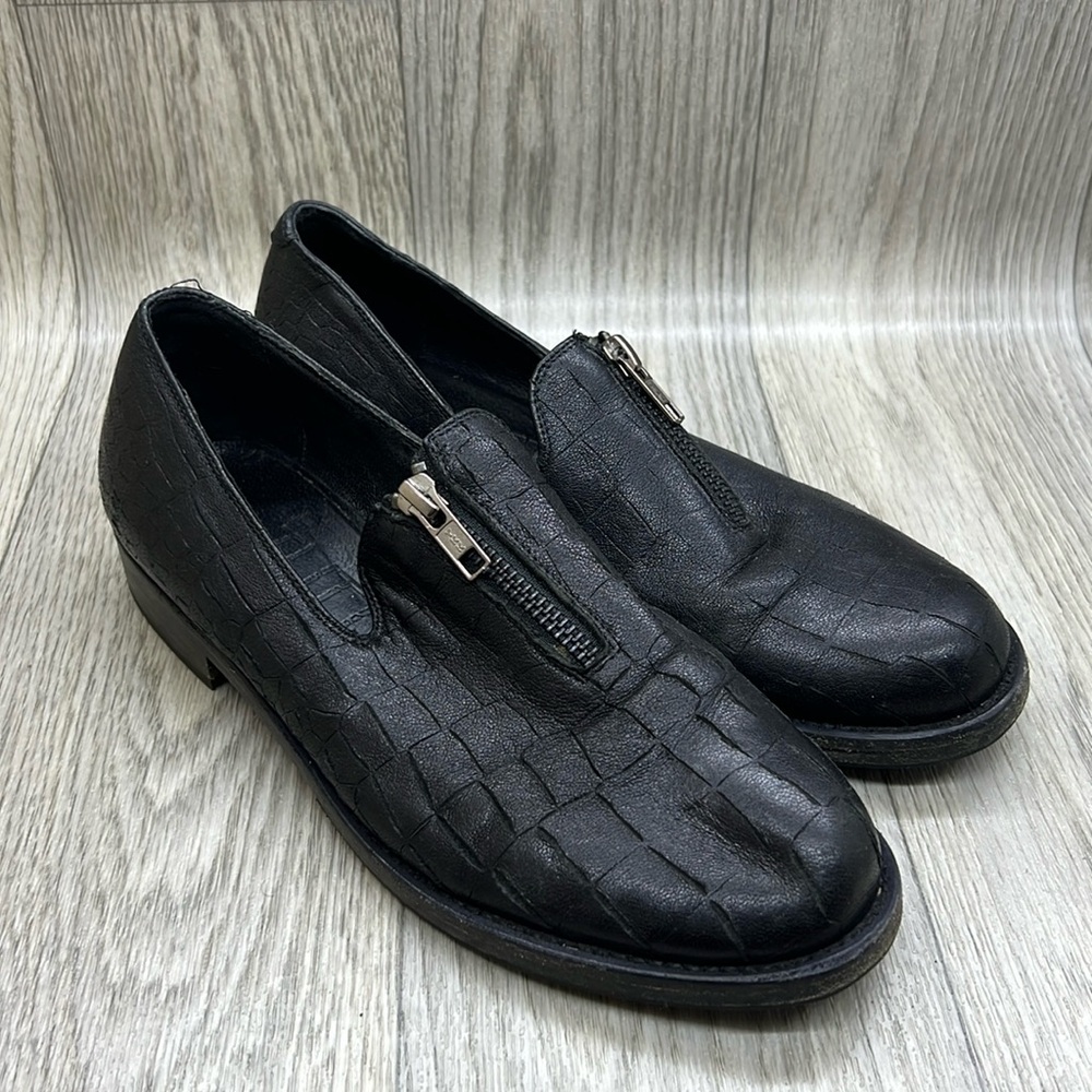 LD TUTTLE Alligator Leather Loafers